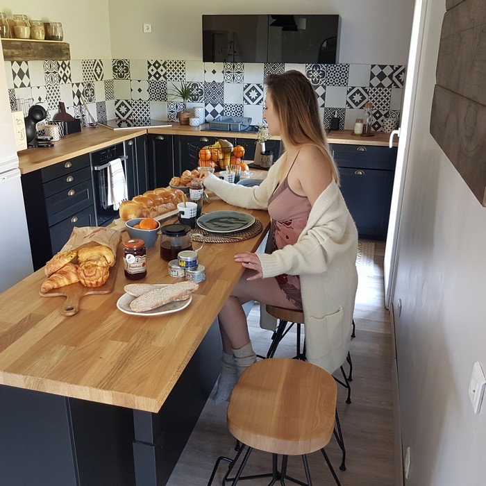 Italian wife shows kitchen table